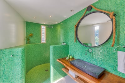 Luxury Villa Photo #40