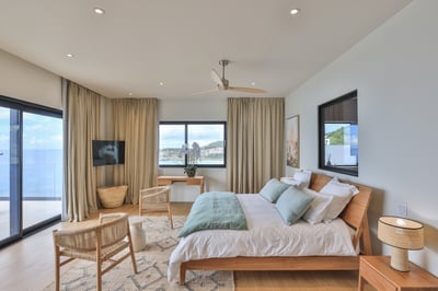 Luxury Villa Photo #24