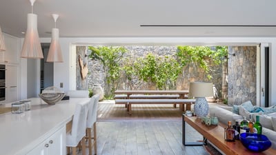 Kitchen & Dining Area