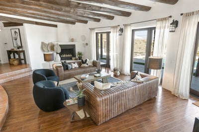 Luxury Villa Photo #18