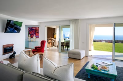 Luxury Villa Photo #20