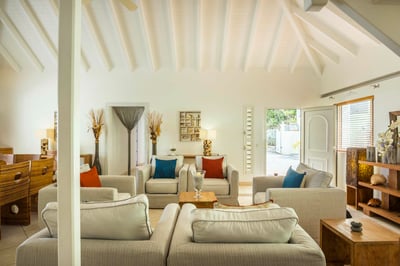 Luxury Villa Photo #17