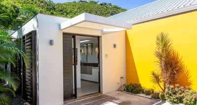 Luxury Villa Photo #23