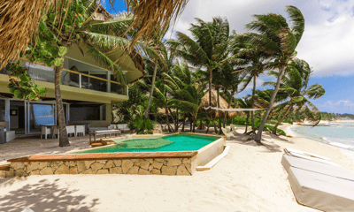 Luxury Villa Photo #32