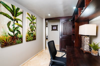 Luxury Villa Photo #8