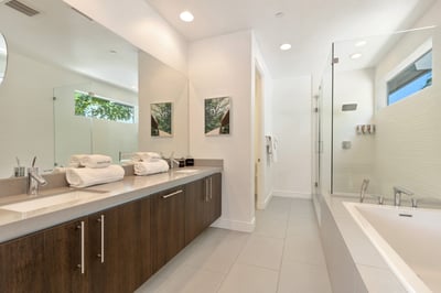 Luxury Villa Photo #16