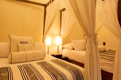 Luxury Villa Photo #31