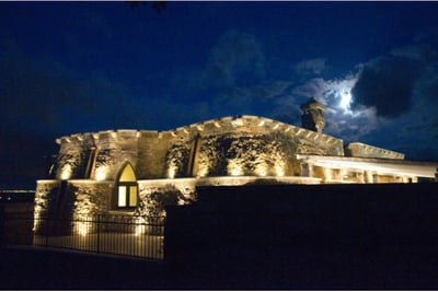 Luxury Villa Photo #15