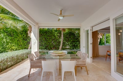 Luxury Villa Photo #5