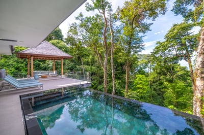 Luxury Villa Photo #7