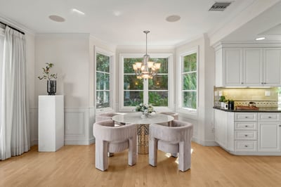 Luxury Villa Photo #26