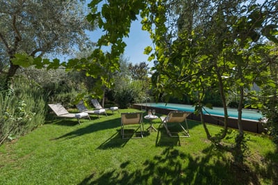 Luxury Villa Photo #3