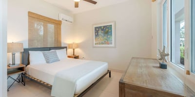 Luxury Villa Photo #34