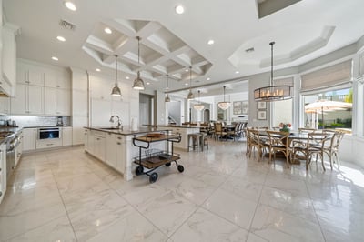 Luxury Villa Photo #21