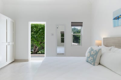 Luxury Villa Photo #39