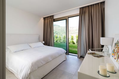 Luxury Villa Photo #21
