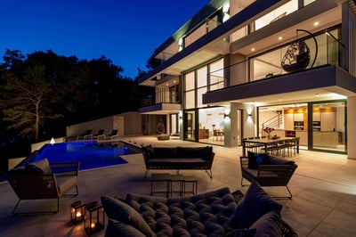Luxury Villa Photo #26