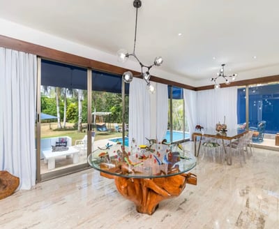 Luxury Villa Photo #10