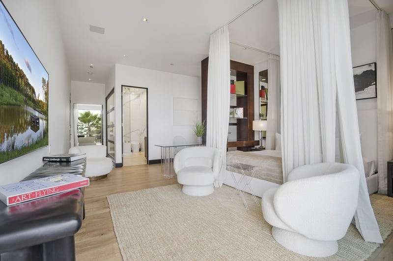 Beverly Crest