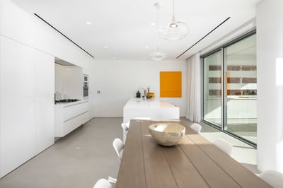 Luxury Villa Photo #16