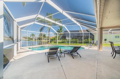 Luxury Villa Photo #3