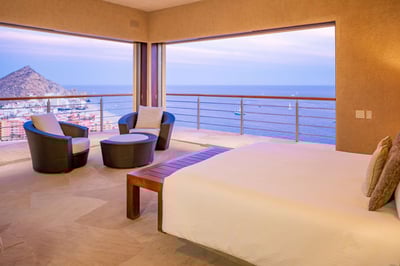 Luxury Villa Photo #29