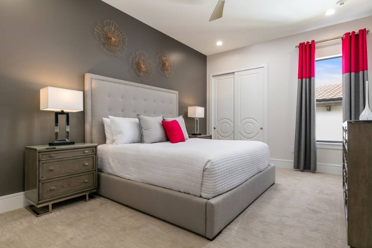 Contemporary Elegance Estate