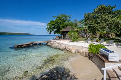 Luxury Villa Photo #6