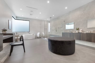 Luxury Villa Photo #36