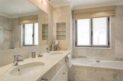 Luxury Villa Photo #41