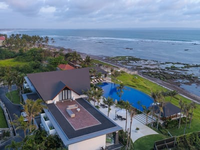 Luxury Villa Photo #32