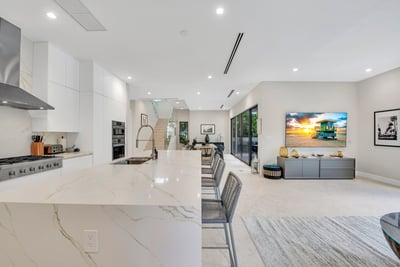 Luxury Villa Photo #23