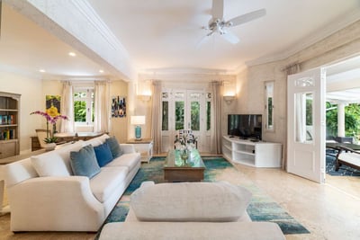 Luxury Villa Photo #5
