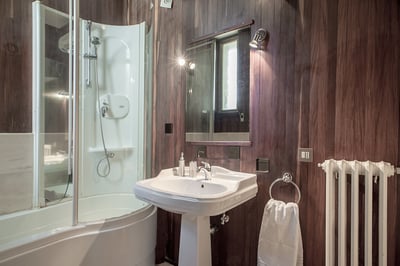 Luxury Villa Photo #30