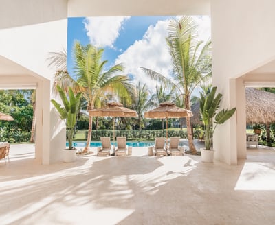 Luxury Villa Photo #3