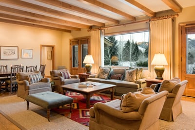 Luxury Villa Photo #4