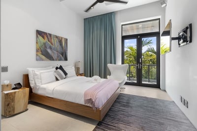 Luxury Villa Photo #51