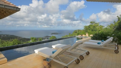 Luxury Villa Photo #6