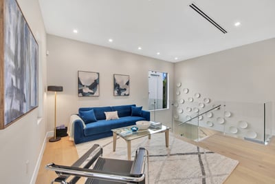 Luxury Villa Photo #26