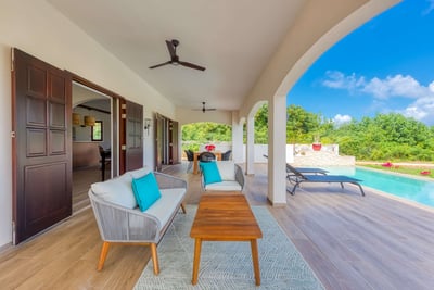 Luxury Villa Photo #9
