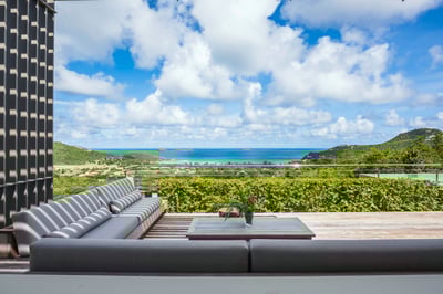 Luxury Villa Photo #4