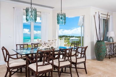 Luxury Villa Photo #3
