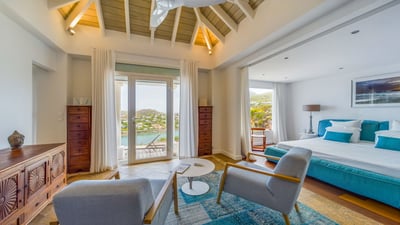 Luxury Villa Photo #42