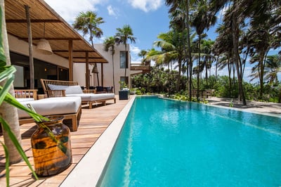 Luxury Villa Photo #2