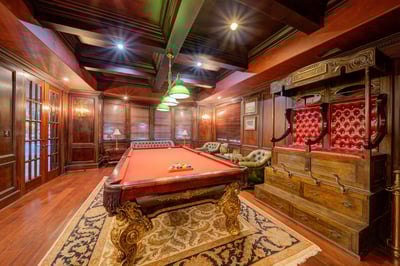 Luxury Villa Photo #23