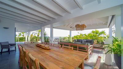 Luxury Villa Photo #24