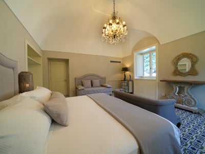 Luxury Villa Photo #36
