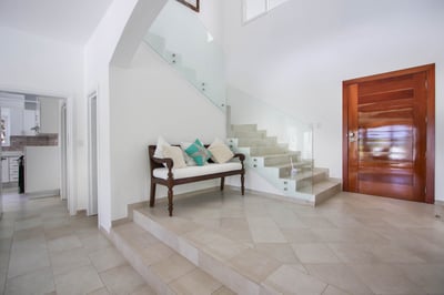 Luxury Villa Photo #31