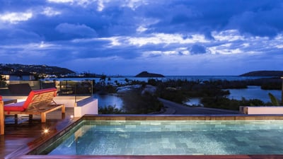 Luxury Villa Photo #5