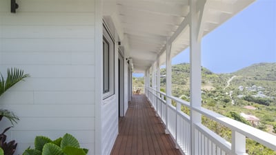 Luxury Villa Photo #8